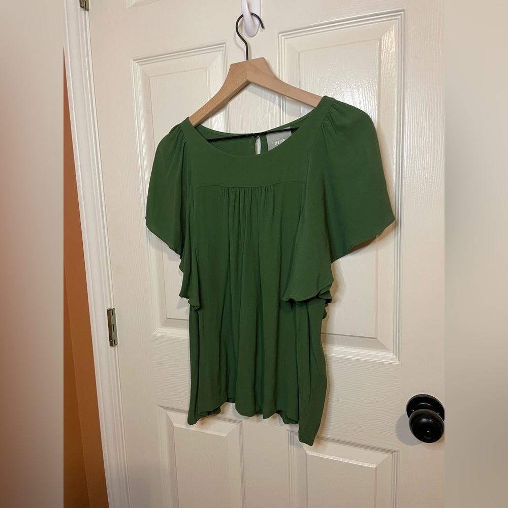 Maeve by Anthropologie Prato Flutter Sleeve Top in Green Size Small - Picture 3 of 7